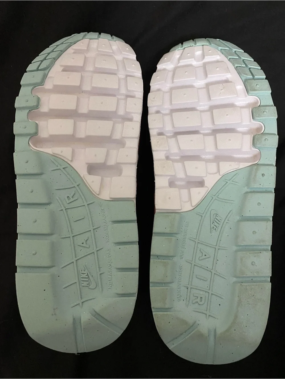 Nike Women’s Air Max in Pink, Cream, Mint - Picture 4 of 5